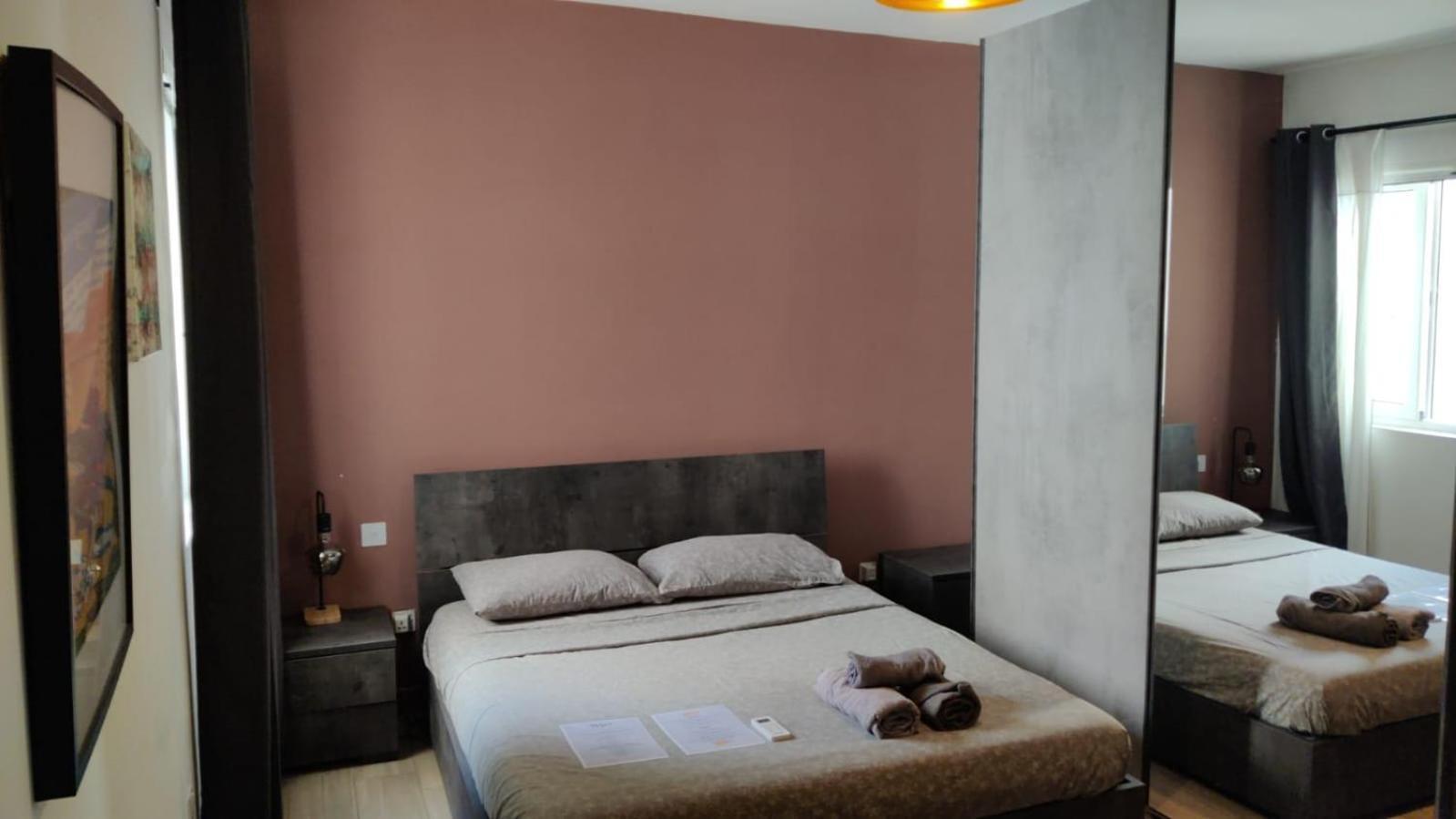Airport Accommodation Bedroom With Your Own Private Bathroom Self Check In And Self Check Out Air-Condition Included Mqabba Eksteriør bilde